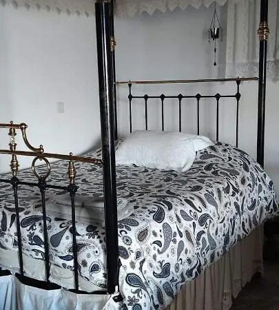 Aliki's House 1+ 2 * Polis