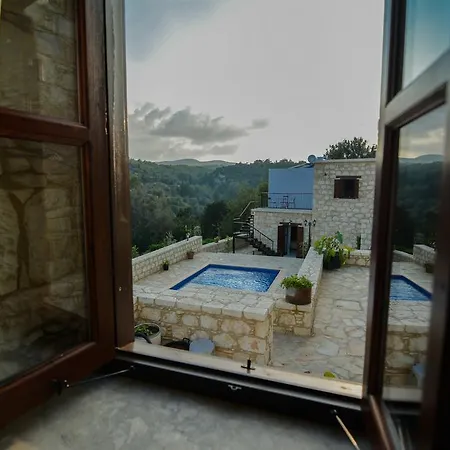 Country house Aliki's House 1+ 2 *