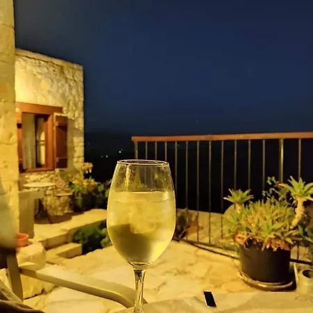 Aliki's House 1+ 2 * Polis