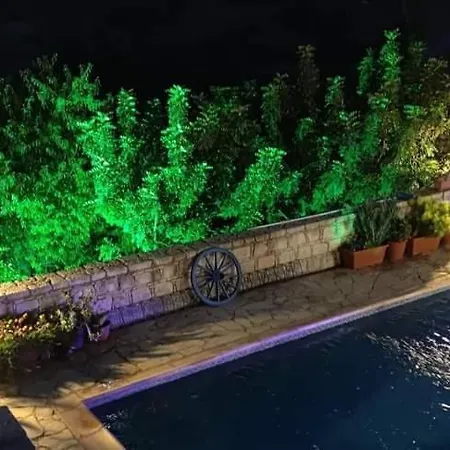 Venkovský dům Aliki's House 1+ 2