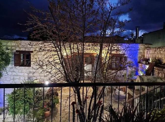 Aliki's House 1+ 2 Polis