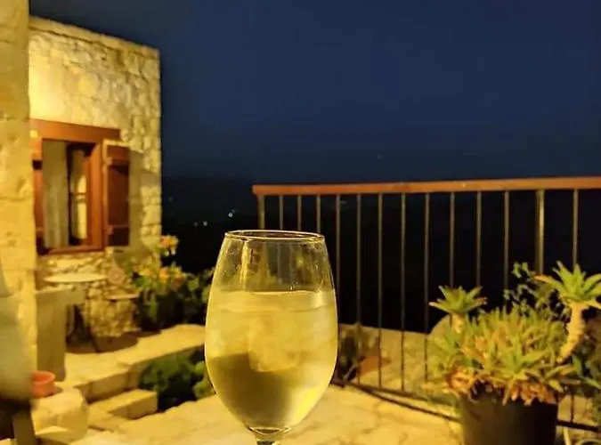 Aliki's House 1+ 2 * Polis