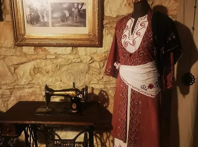 Gospodarstwo wiejskie Aliki's House 1+ 2 *