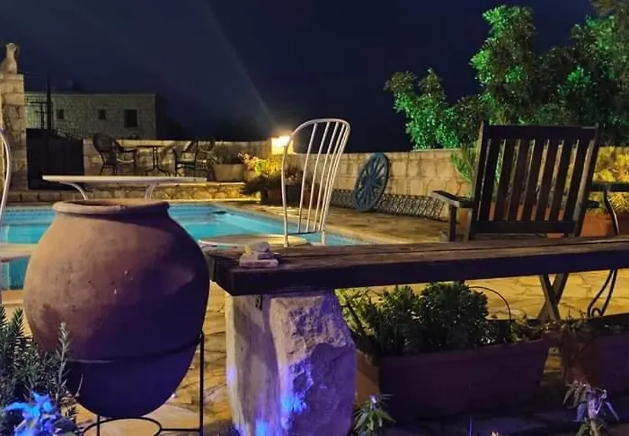 Lantställe Aliki's House 1+ 2 *