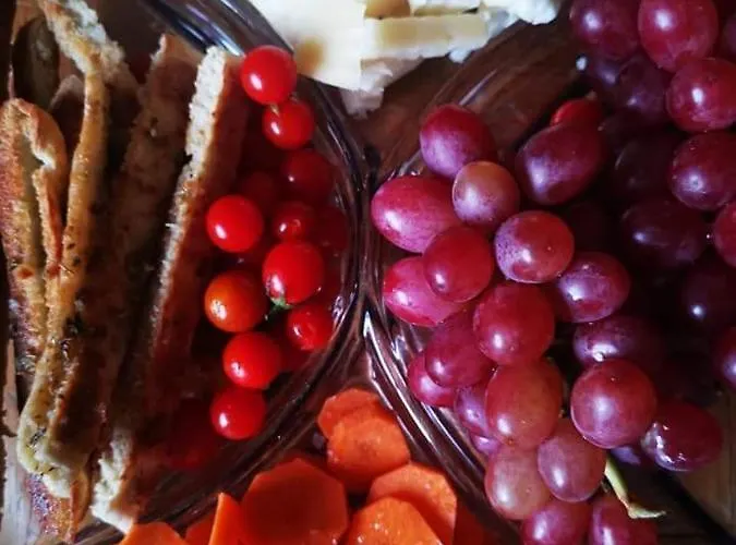 Aliki's House 1+ 2 Lantställe *